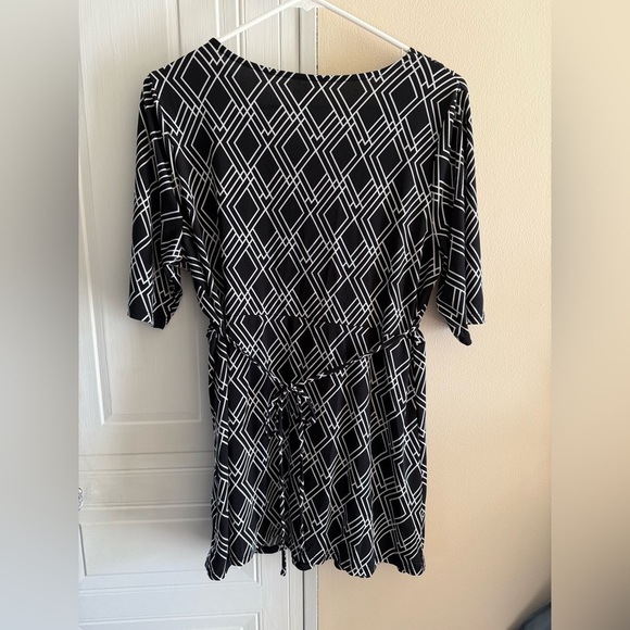 Motherhood black and white Blouse Large Breastfeeding friendly - Picture 2 of 7